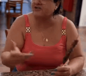 L301002 Eu quero direitos iguais,meu Marido acha que só mãe dele digna de um presente caro,a minha também merece parte 2