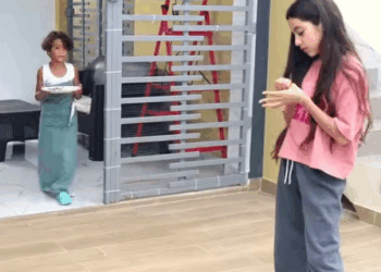 Hija de la conserje fingió ser millonaria en redes la exponen así parte 2