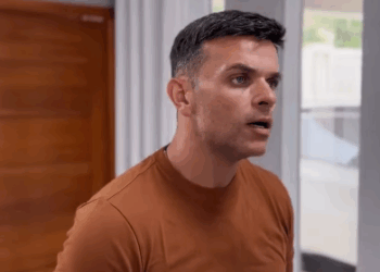 Parte Minha mulher começou julgar critic4ar namorado da minha filha antes de conhecer ele! Ela começou ter atitudes extrem4s eu precisei abrir seus P2 parte 2