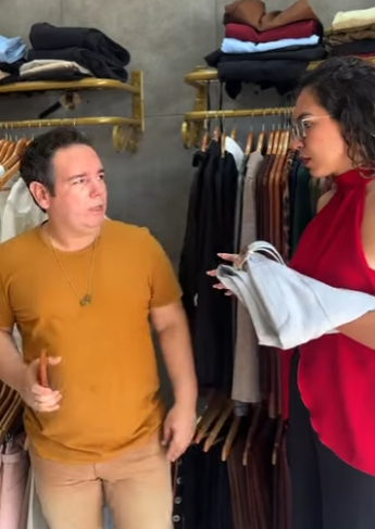 Ele foi confundido com um funciona rio obrigou ele fazer isso sem saber quem ele realmente era parte 2