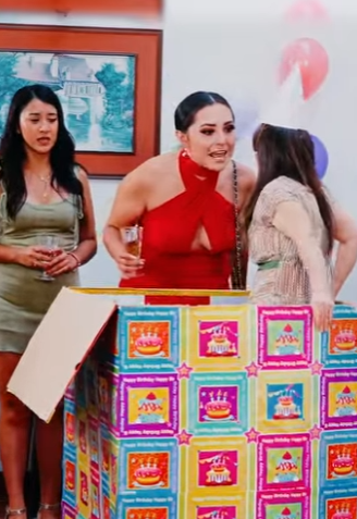 Hija negó su madre la hizo pasar por una muñeca parte 2