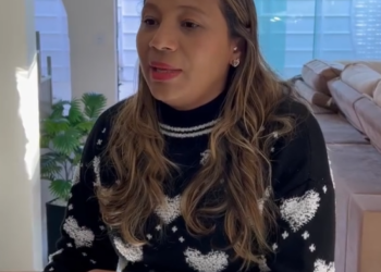 Sua esposa volta sem avisar tem uma surpresa parte 2