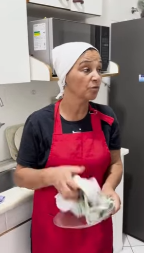 Ela queria ensinar uma lição de vida pra filha, veja no que deu parte 2