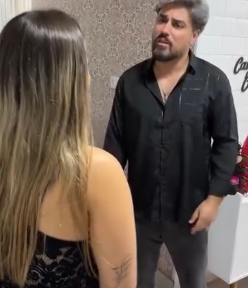 Filha coloca sal na comida da madrasta para que seu pai volte para sua mãe parte 2