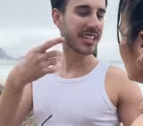 Ele se arrependeu de ter mexido com ela part2