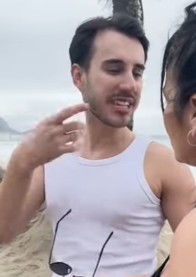 Ele se arrependeu de ter mexido com ela part2