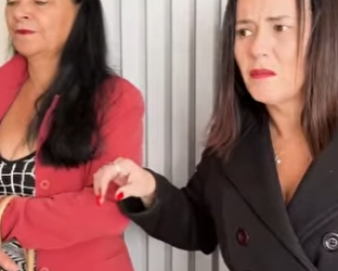 Chefe faz teste com suas funcionarias tem uma grande surpresa part2