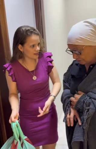 Uma mão lava outra parte 2