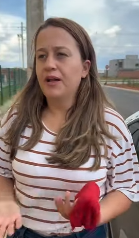 Encontrou ex mulher lavando carro na rua sem imaginar que part2