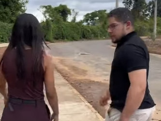 Desprezou uma moradora de rua até descobrir quem ela realmente era parte 2