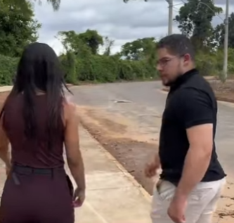 Desprezou uma moradora de rua até descobrir quem ela realmente era parte 2