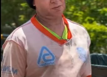 Jovem descobre que sua MÃE moradora de rua Olha que ele fez part2