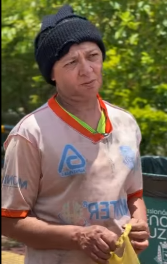 Jovem descobre que sua MÃE moradora de rua Olha que ele fez part2