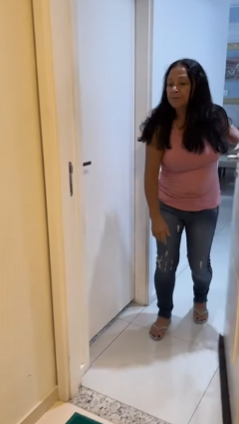 Mãe єxpulsa própria filha de casa mas munda da muitas voltas parte 2