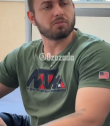 Ela só queria saber de sair sem ele parte 2