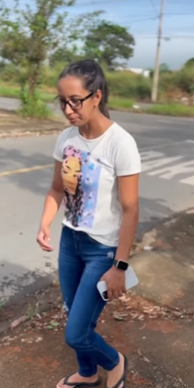 Mulher larga filhos pequenos em casa pra encontrar macho inesperada aconteceu! parte 2