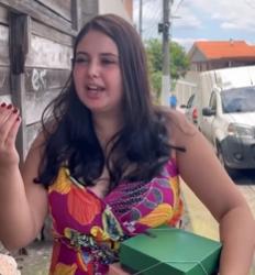 L2401004 De uma história nascem centenas parte 2