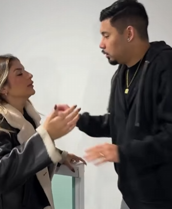 L2404006 Namorada de amigo meu, pra mim homem parte 2