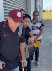 L2409003 Aproveitaram desse senhor sem saber quem ele era! parte 2