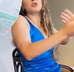 L2415006 Ela Humilh0u sua empregada por ser AnaIfabeta re parte 2