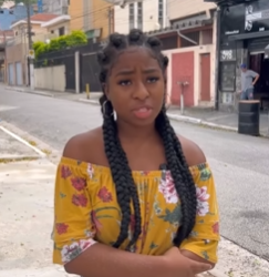 L2424005 As primeiras famílias que temos chamam se vizinhos parte 2