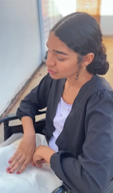 L2607002 Menino desmascara madrasta que fingia na andar parte 2